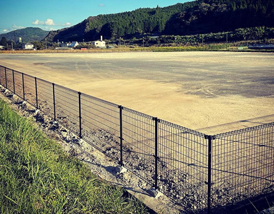 佐用町　工場跡地フェンス工事の画像