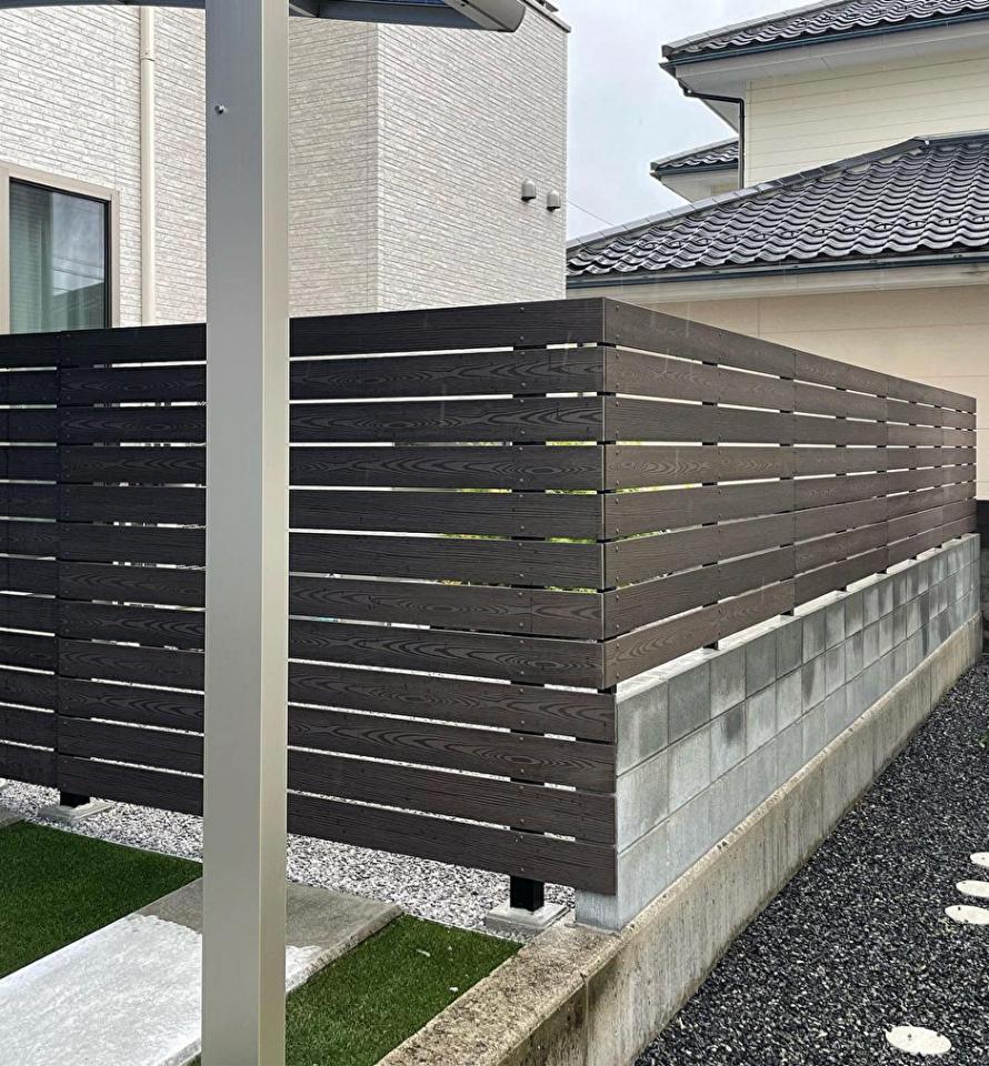 目隠しフェンスの画像